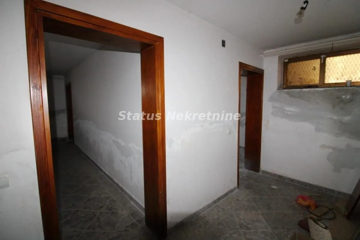 Prodaja, kuća, 420m², Temerin, Novi Sad