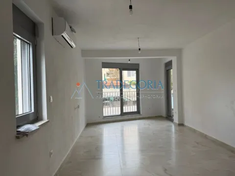 Prodaja, jednosoban stan, 50m², Bar, Crna Gora - image 12