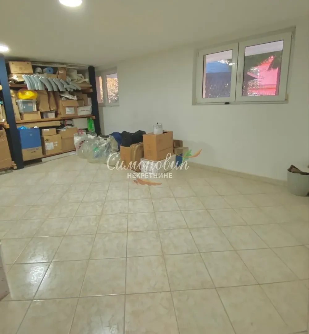 Sale, house, 540m², Jajinci, Voždovac Sve Podlokacije