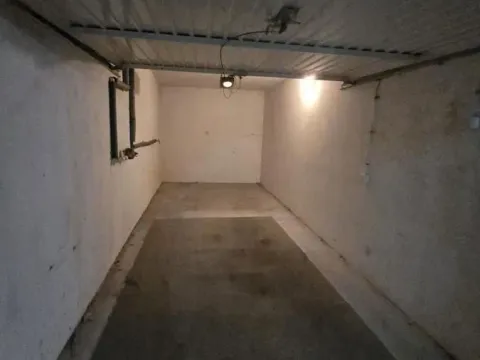 Rent, parking/garage, 15m², Grbavica, Novi Sad Sve Podlokacije - image 2