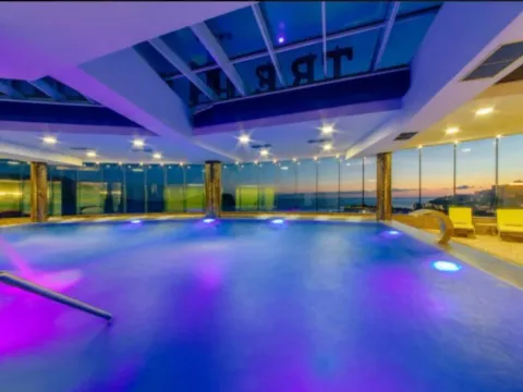 Rent, one bedroom apartment, 77m², Tre Canne, Budva - image 10