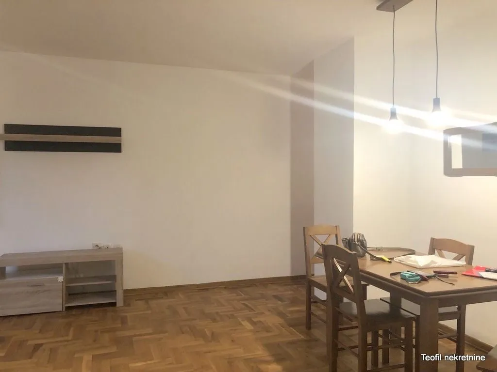 Prodaja, dvosoban stan, 46m², Zemun Gornji Grad, Zemun Sve Podlokacije