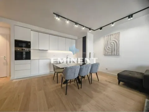 Rent, four bedroom apartment, 120m², Savski Venac, Beograd - image 5