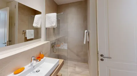 Sale, one bedroom apartment, 55m², Luštica Bay, Tivat - image 7