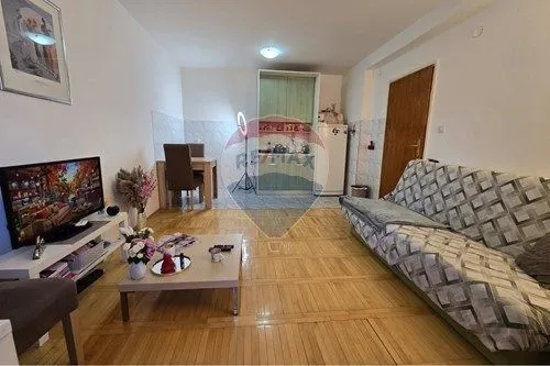 Izdavanje, jednosoban stan, 40m², Ljubović, Podgorica