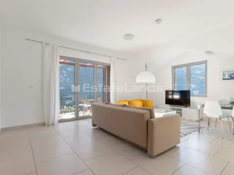 Sale, one bedroom apartment, 63m², Morinj, Kotor - image 2