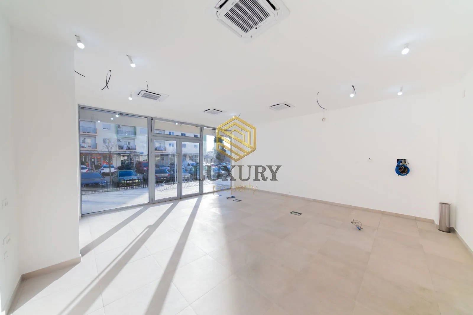 Sale, office space, 46m², Zabjelo, Podgorica