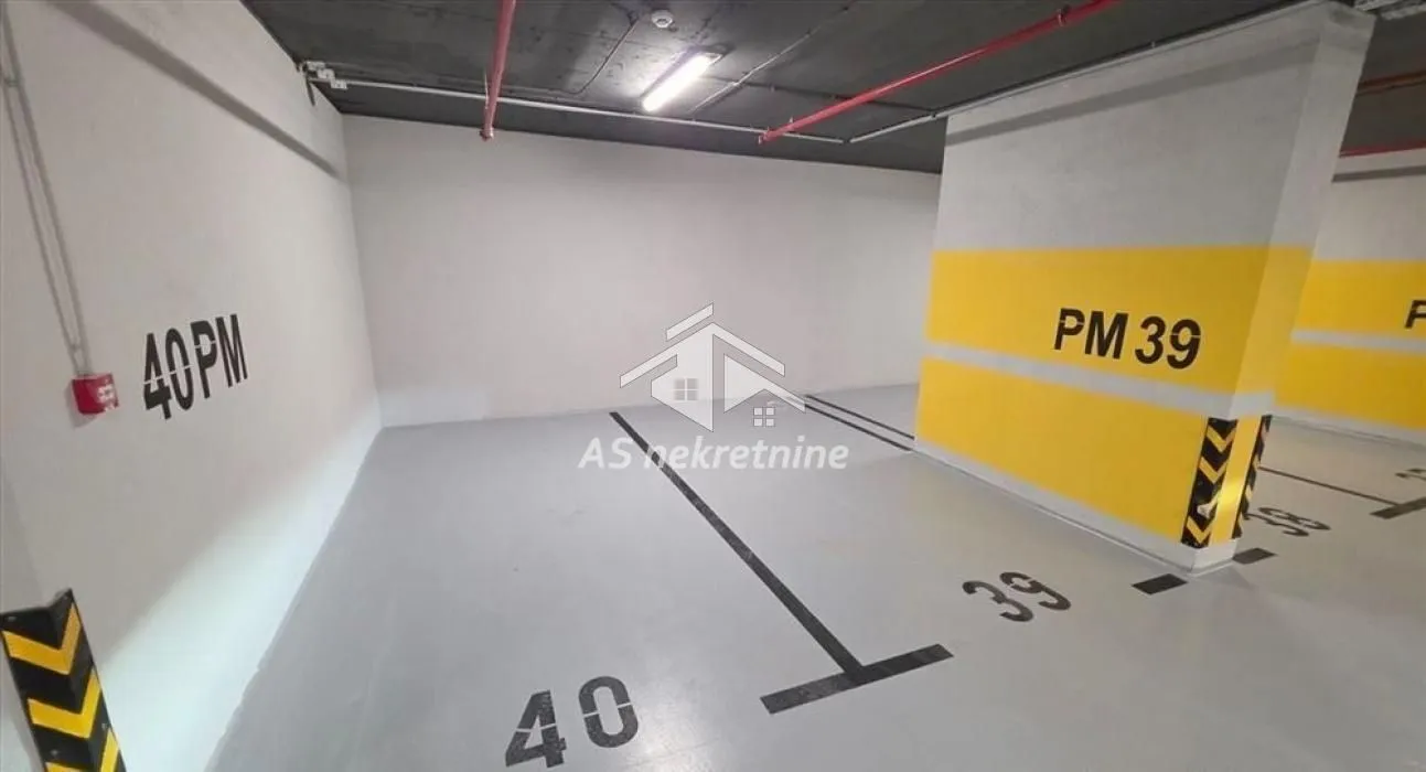 Izdavanje, dvosoban stan, 66m², Savski Venac, Beograd