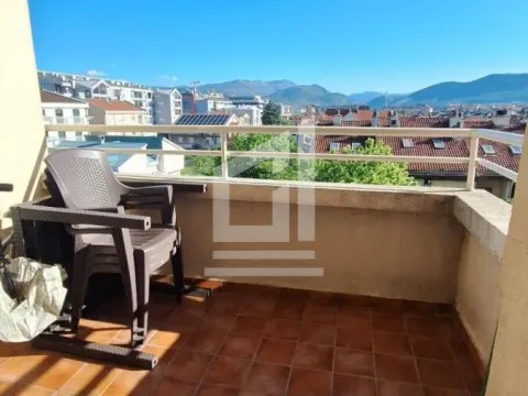 Rent, one bedroom apartment, 45m², Stari Aerodrom, Podgorica - image 8