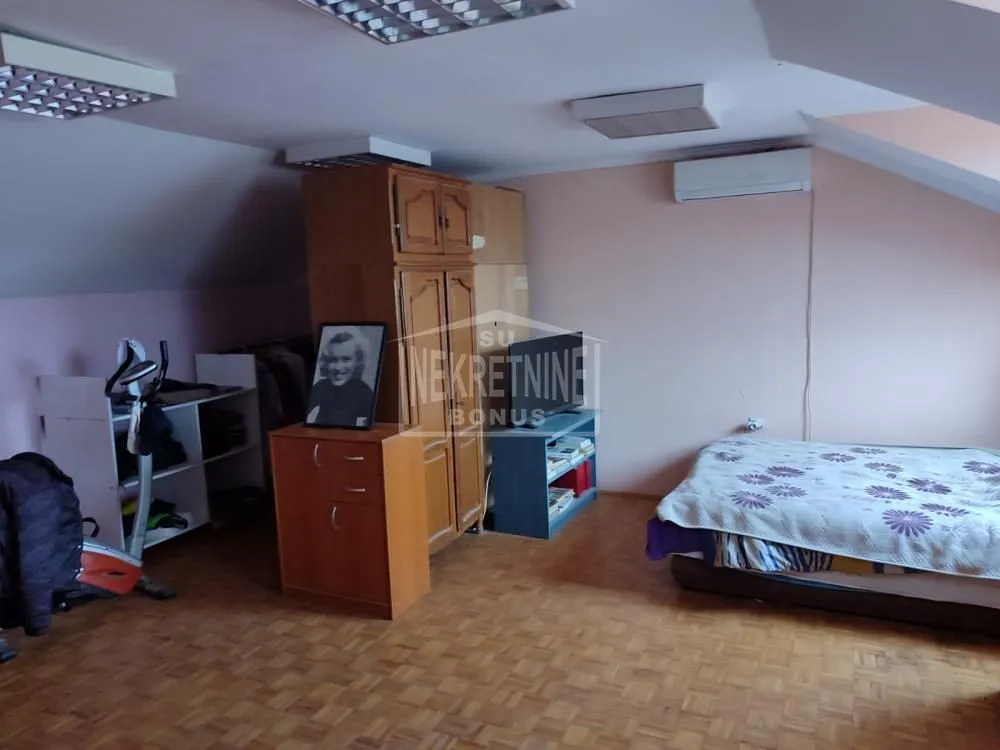 Sale, house, 350m², Bajnat, Subotica