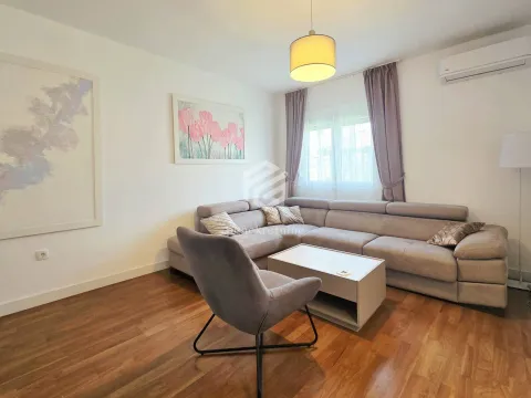 Rent, one bedroom apartment, 47m², City Kej, Podgorica - image 2