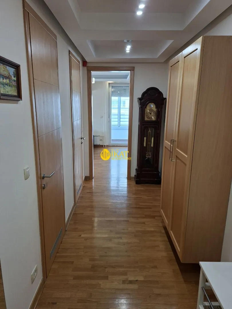 Prodaja, trosoban stan, 106m², Belvil, Beograd