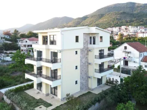 Sale, one bedroom apartment, 49m², Tivat, Crna Gora - image 2