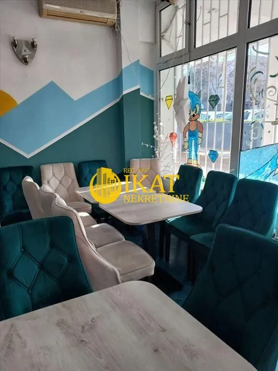 Rent, office space, 123m², Čukarica, Beograd