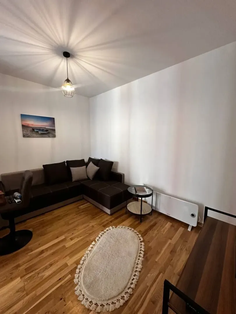 Rent, one bedroom apartment, 37m², Bečići, Budva