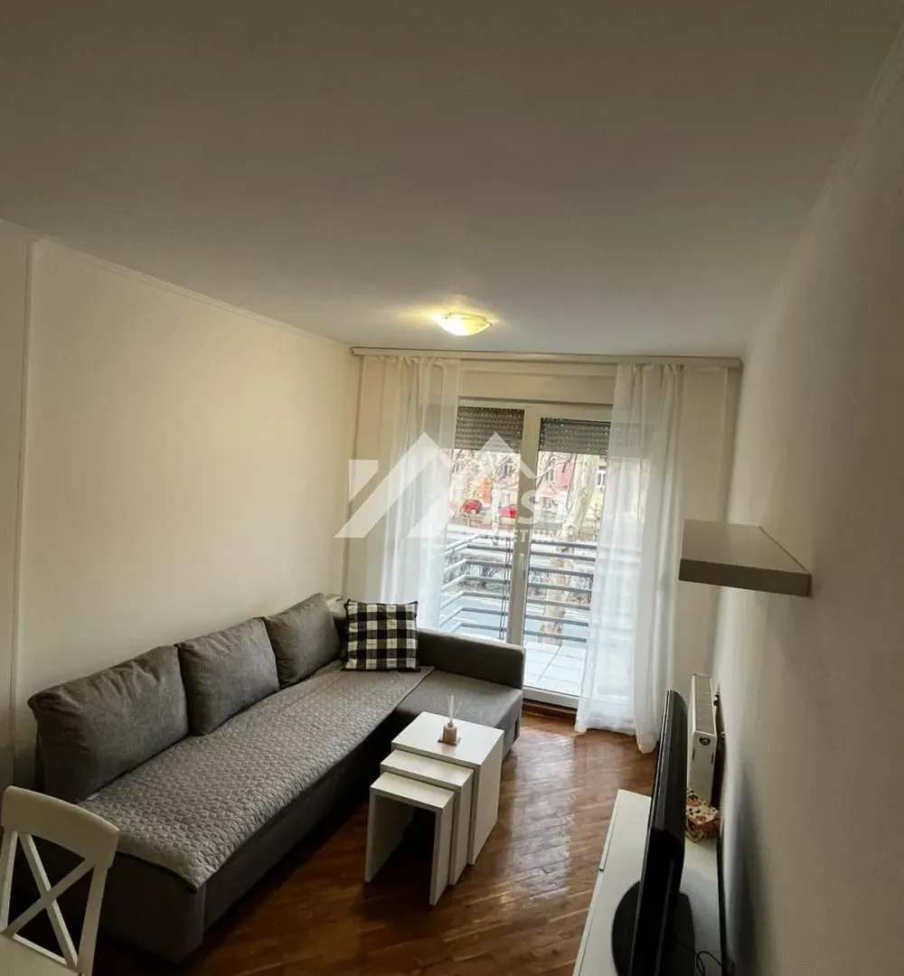 Izdavanje, dvosoban stan, 44m², Adamovićevo Naselje, Novi Sad Sve Podlokacije