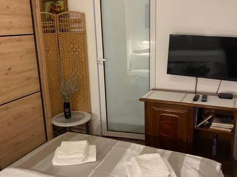 Izdavanje, stan, 32m², Budva, Crna Gora - image 4