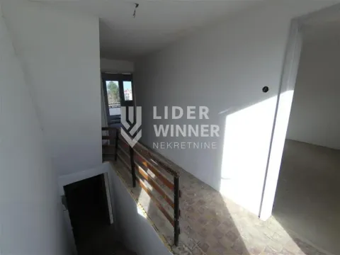 Prodaja, kuća, 225m², Arnajevo, Barajevo - image 10