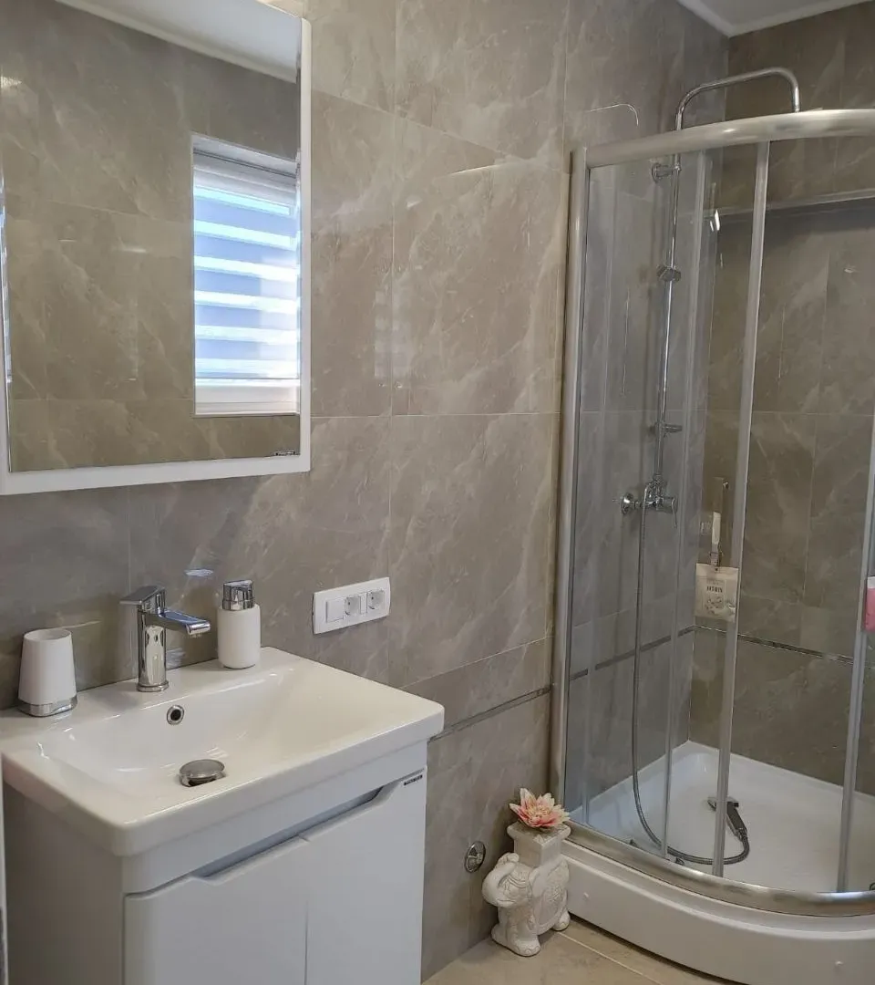 Prodaja, kuća, 168m², Zelenika, Herceg Novi