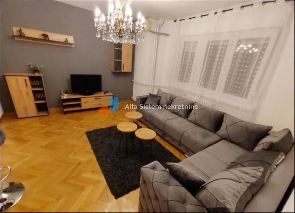 Rent, three bedroom apartment, 85m², Savski Venac, Beograd