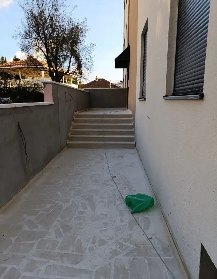 Prodaja, jednosoban stan, 46m², Donja Lastva, Tivat