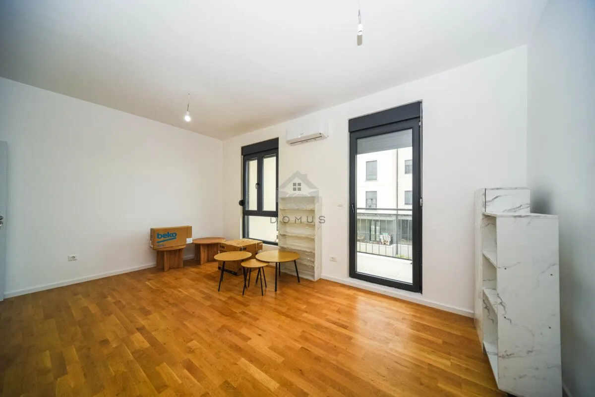 Prodaja, dvosoban stan, 64m², Tološi, Podgorica