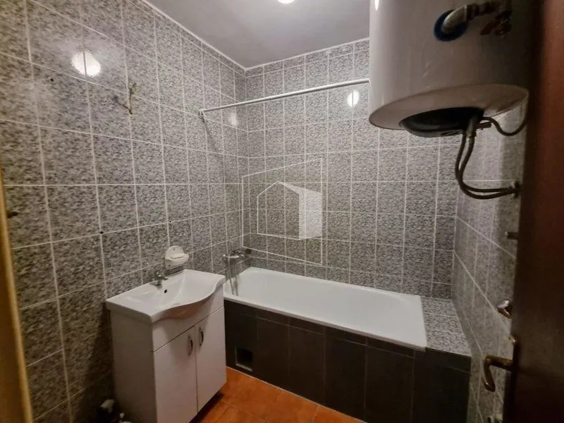 Prodaja, stan, 90m², Cetinje, Crna Gora