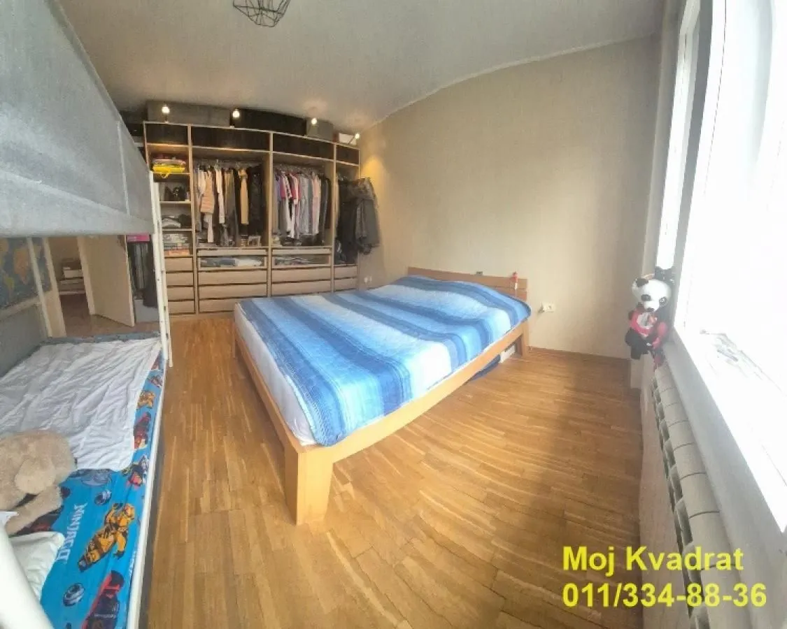 Prodaja, dvosoban stan, 74m², Kalenić Pijaca, Vračar Sve Podlokacije