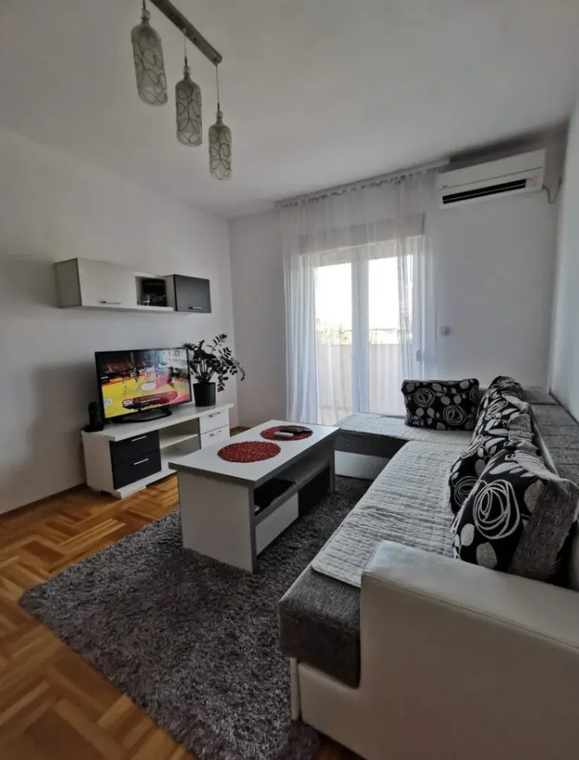 Izdavanje, jednosoban stan, 43m², Zabjelo, Podgorica