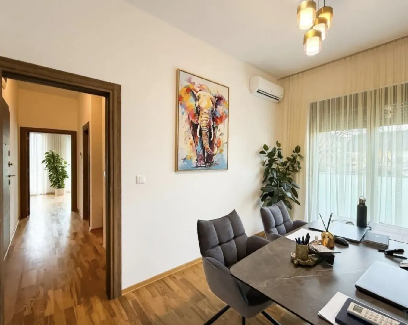 Prodaja, dvosoban stan, 52m², Tološka šuma, Podgorica