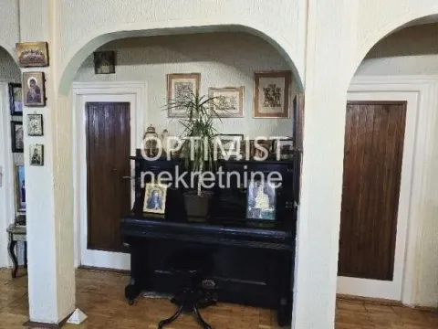 Prodaja, trosoban stan, 64m², Karaburma, Palilula Sve Podlokacije - image 5