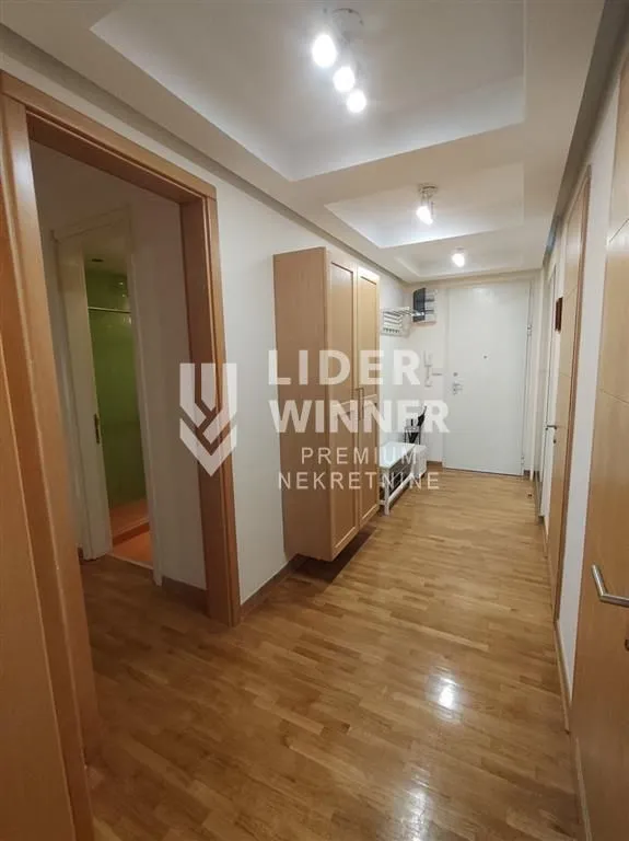 Sale, three bedroom apartment, 106m², Belvil, Beograd