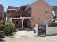 Prodaja, kuća, 220m², Budva, Crna Gora - image 1