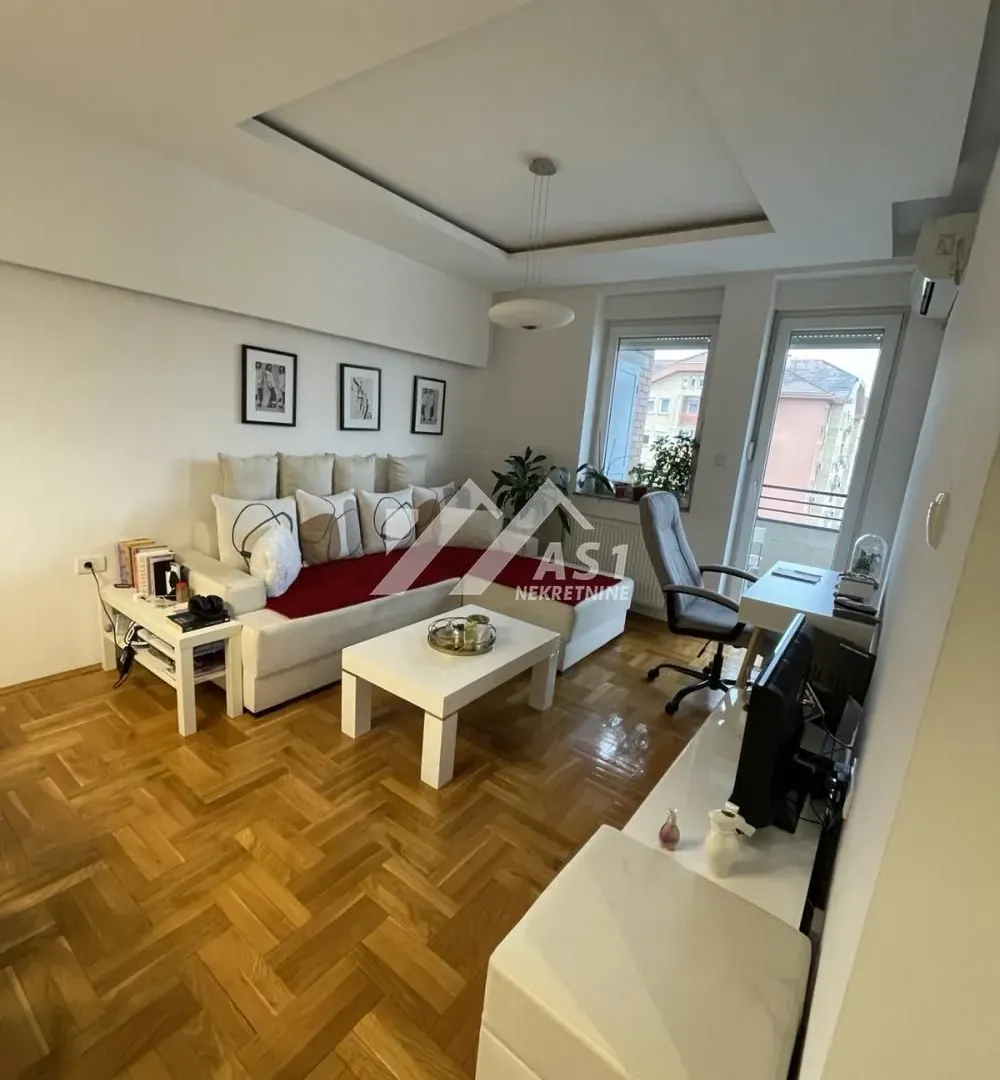 Izdavanje, jednosoban stan, 39m², Nova Detelinara, Novi Sad Sve Podlokacije