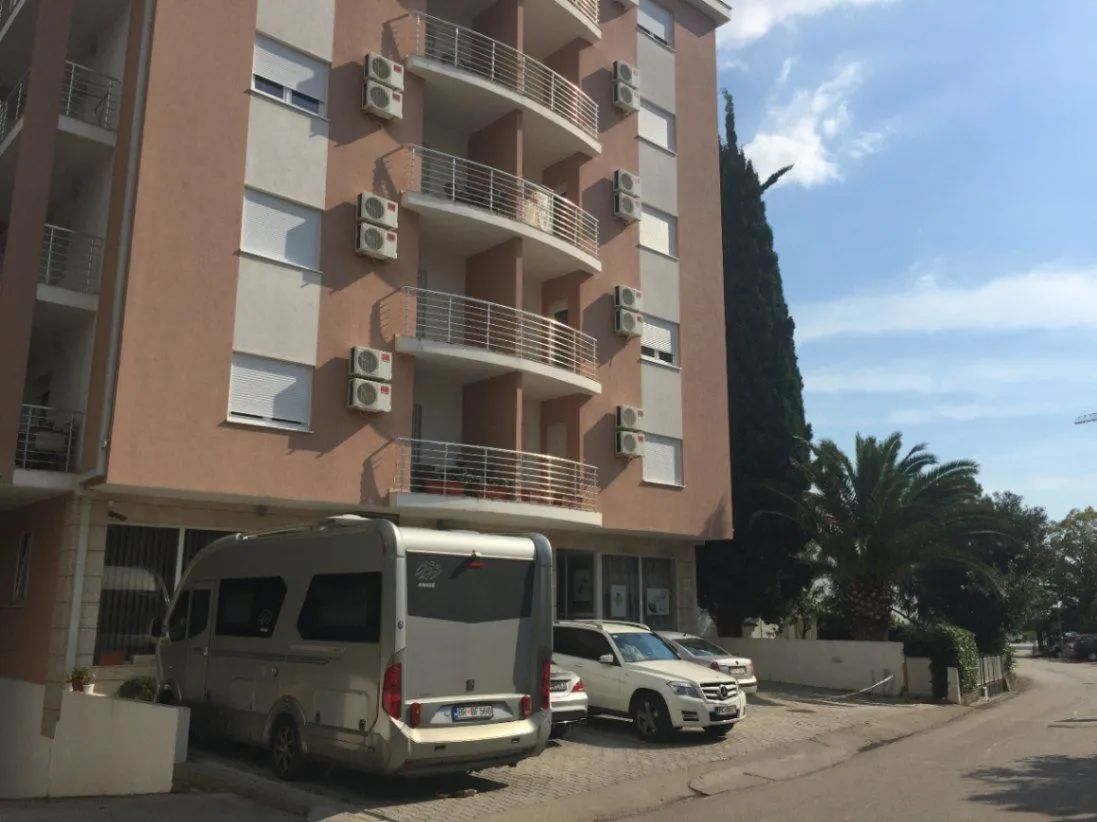 Rent, two bedroom apartment, 64m², Centar, Budva