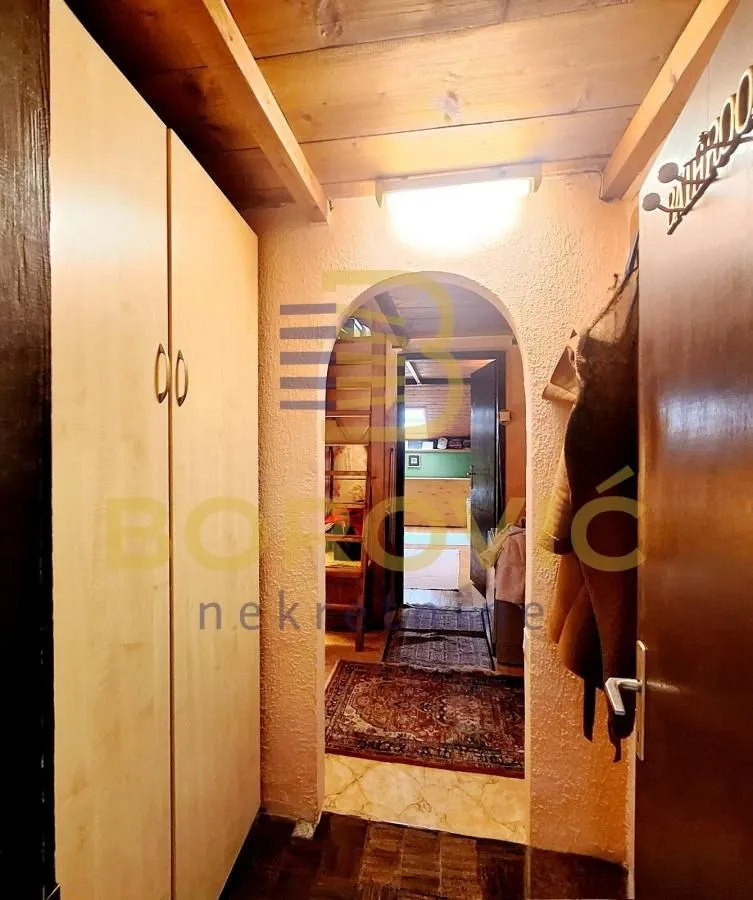 Prodaja, trosoban stan, 42m², Profesorska Kolonija, Palilula Sve Podlokacije