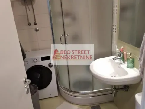 Izdavanje, jednosoban stan, 45m², Kalenić Pijaca, Vračar Sve Podlokacije - image 9