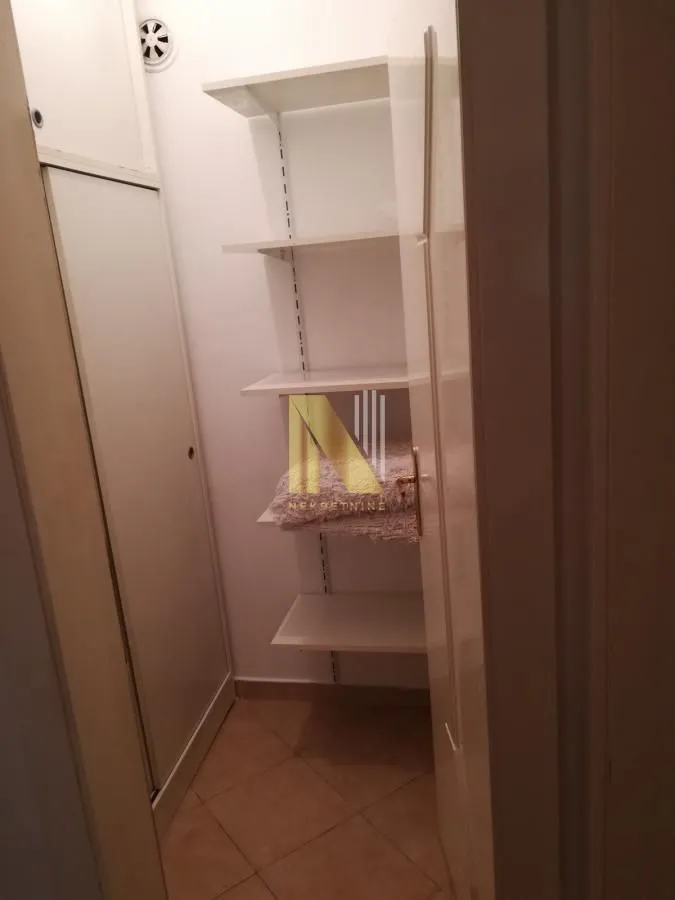 Izdavanje, jednosoban stan, 39m², Grbavica, Novi Sad Sve Podlokacije