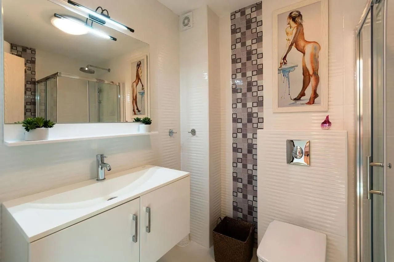 Sale, two bedroom apartment, 63m², Bečići, Budva