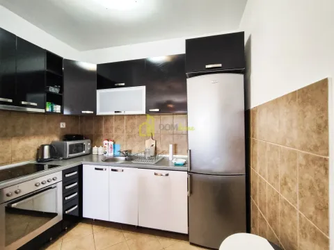 Izdavanje, dvosoban stan, 65m², Krivi Most, Podgorica - image 3