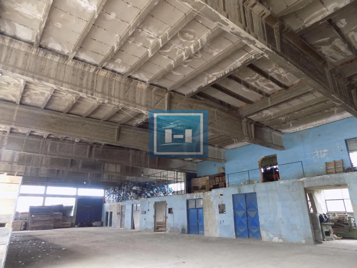 Sale, office space, 1180m², Žabare, Paraćin