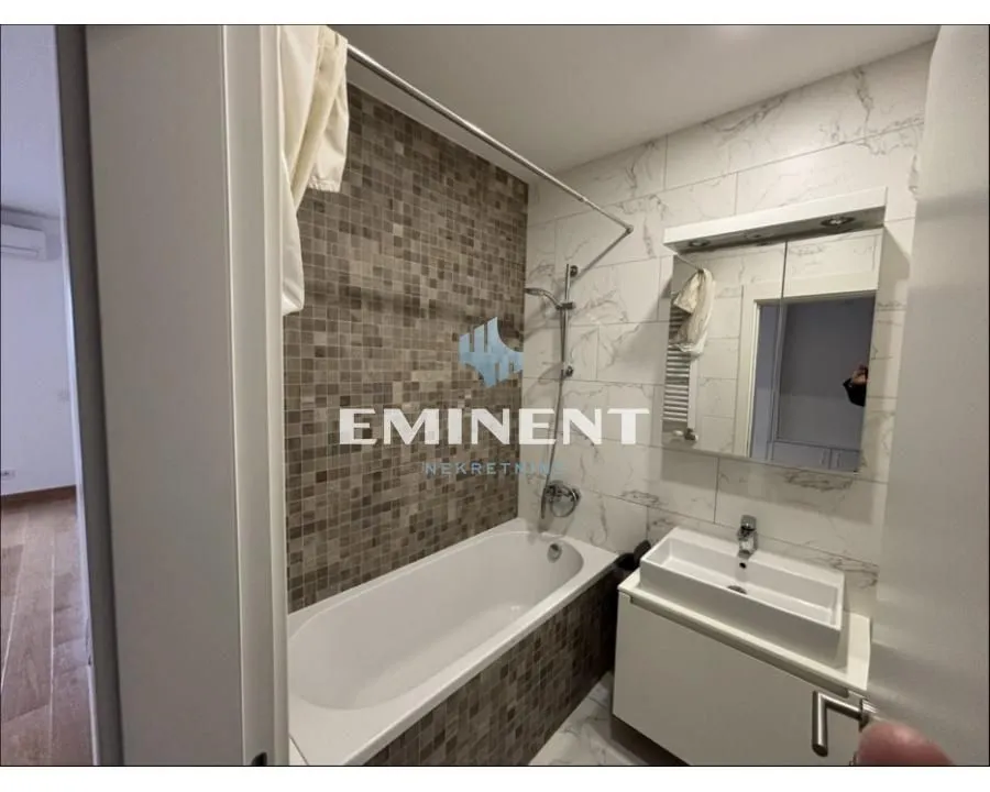 Rent, one bedroom apartment, 42m², Novi Beograd Blok 65, Novi Beograd Sve Podlokacije