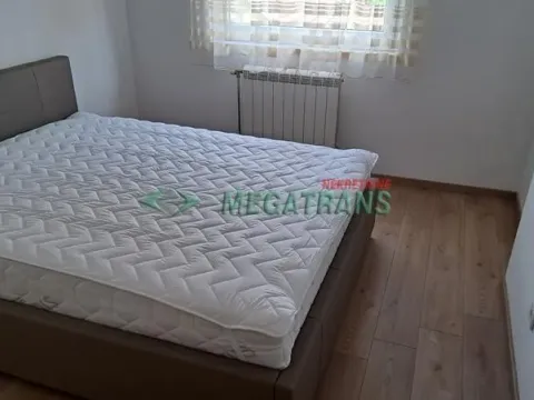 Izdavanje, dvosoban stan, 42m², Centar, Novi Sad - image 9