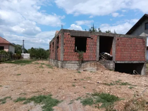 Prodaja, kuća, 610m², Gornja Gorica, Podgorica - image 4