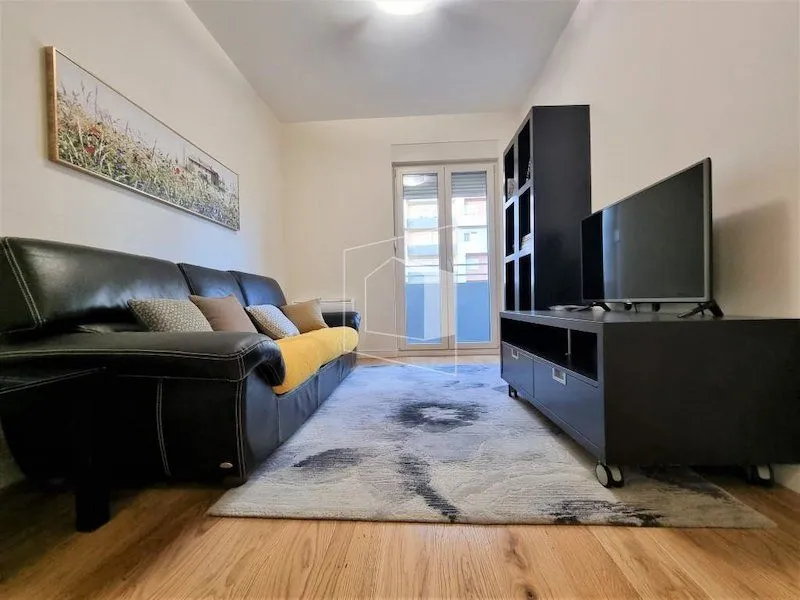 Rent, one bedroom apartment, 40m², Central Point, Podgorica