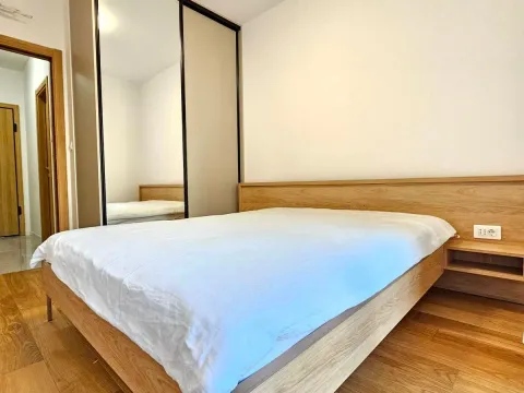 Prodaja, jednosoban stan, 48m², New City, Podgorica - image 7