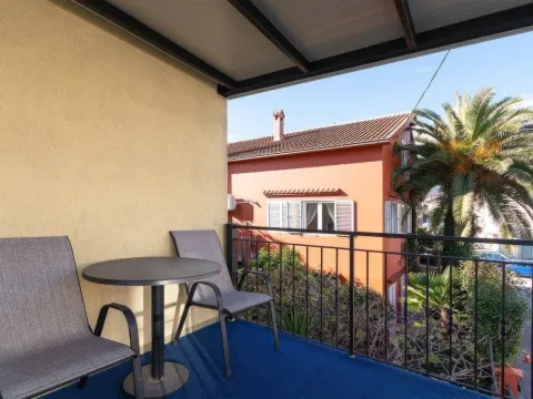 Izdavanje, stan, 55m², Centar, Tivat - image 3