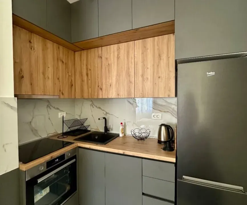 Izdavanje, jednosoban stan, 45m², City Kvart, Podgorica