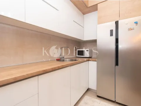 Izdavanje, dvosoban stan, 64m², City Kej, Podgorica - image 5