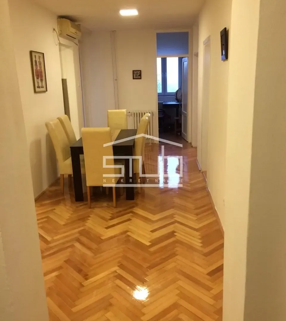 Rent, apartment, 115m², Čukarica, Beograd